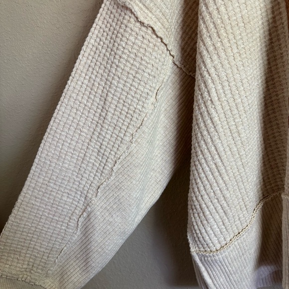 NWT AE Big Hug Crew Neck Waffle Oversize Sweatshirt size M - Picture 3 of 8